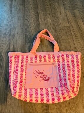 Reversible pink palm puff tote